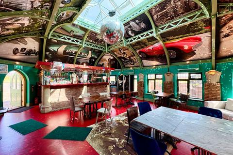 Restaurant for sale, The Bull and Lobster adjacent to Barnhill Hall, Selby Road, Howden, Goole, DN14 7JP