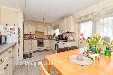 Nash Road, Romford RM6