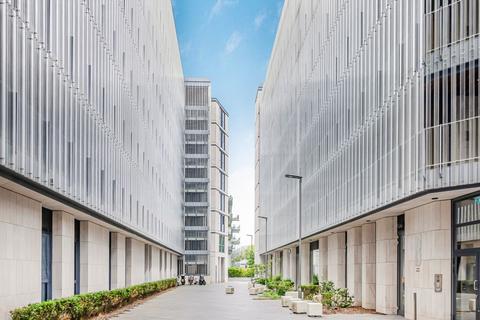 City Road, London EC1V