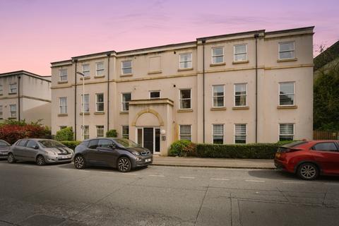 Flat - Dunalley Street, Cheltenham, Gloucestershire, GL50