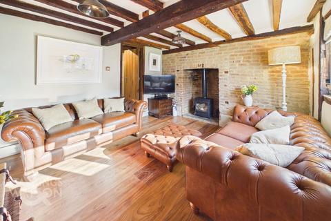 2 bedroom end of terrace house for sale, Norwich Road, Dickleburgh, Diss