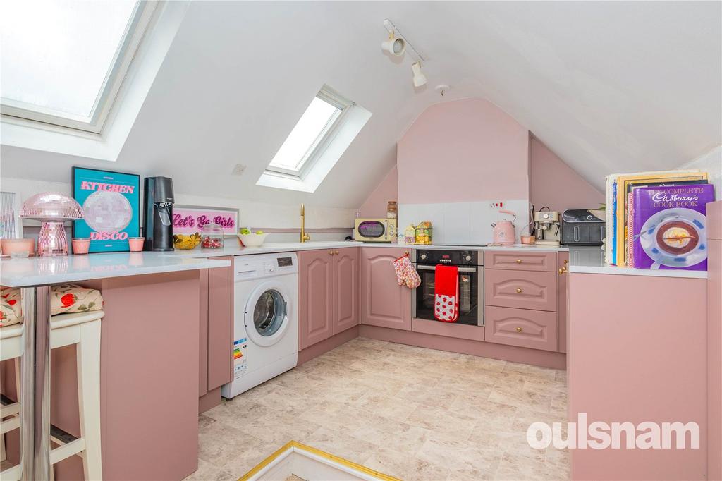 Apartment in Kings Norton - View 5