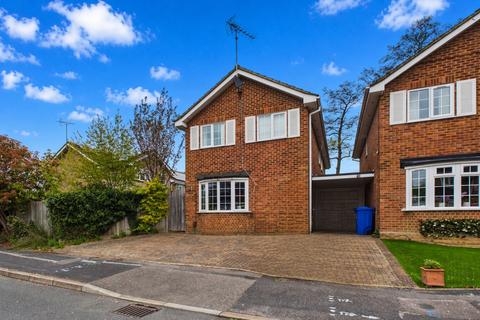 Ashbury Drive, Blackwater, Camberley, Hampshire, GU17