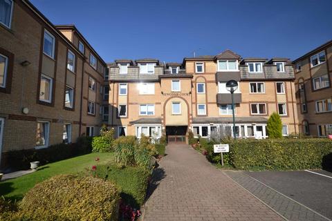 1 bedroom apartment for sale, Newcomb Court, Stamford, Lincs