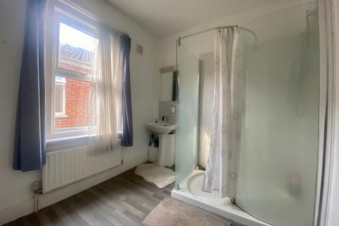 4 bedroom house to rent, Wilton Avenue, Southampton, SO15