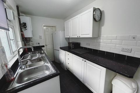 3 bedroom house to rent, Tile Hill Lane, Coventry, CV4