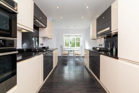 2 bedroom penthouse for sale, Canonsfield Road, Welwyn