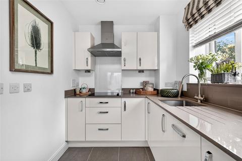 1 bedroom property for sale, Queens Road, Weybridge, Surrey, KT13