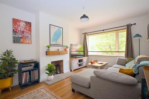 2 bedroom semi-detached bungalow for sale, Selsfield Close, Eastbourne