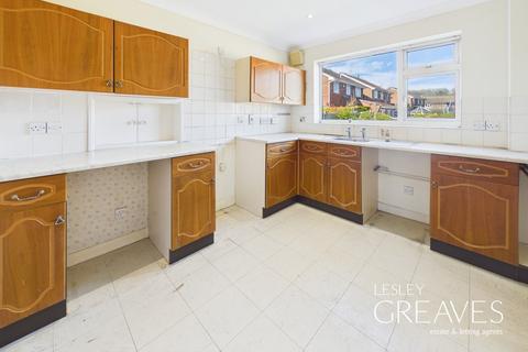 3 bedroom detached house for sale, Beaumaris Drive, Gedling, Nottingham