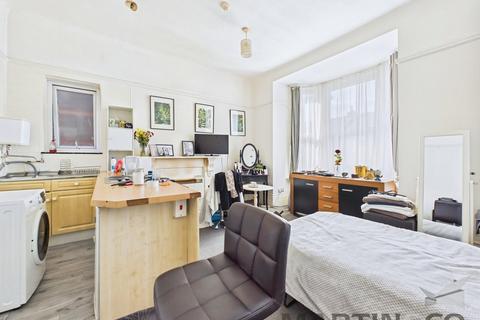 7 bedroom semi-detached house for sale, Taswell Road, Southsea