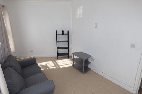 1 bedroom flat to rent, High Street, Newmarket CB8