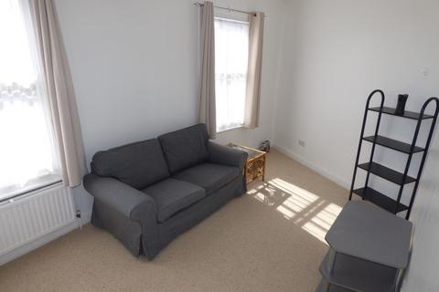 1 bedroom flat to rent, High Street, Newmarket CB8