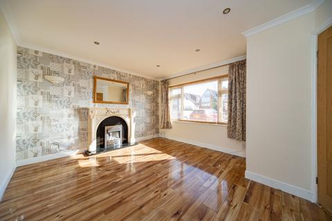3 bedroom semi-detached house for sale, Balmoral Avenue, Shepshed, LE12