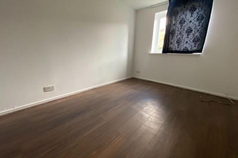 1 bedroom in a house share to rent, Coopers Close, Dagenham
