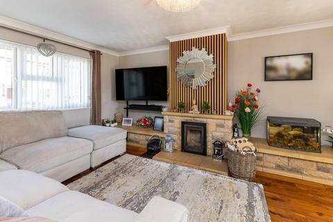 3 bedroom semi-detached house for sale, Les Banques, St. Sampson, Guernsey