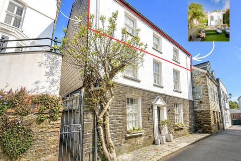 undefined, Flat 3, Fowey PL23