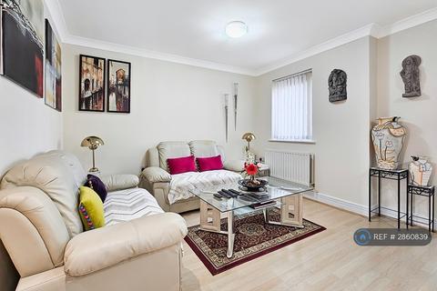 2 bedroom flat to rent, Imperial Drive, Harrow, HA2