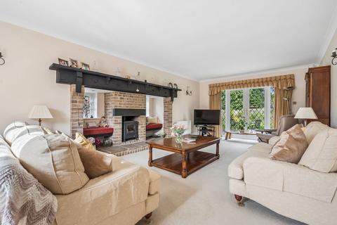 5 bedroom detached house for sale, Hammond End, Farnham Common