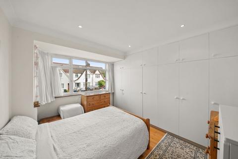 4 bedroom end of terrace house for sale, Rothesay Avenue, Greenford