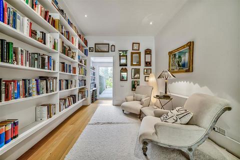 undefined, Beverley Road, London SW13