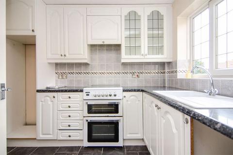 2 bedroom terraced house to rent, Rembrandt Close, Cannock WS11