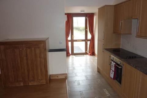 2 bedroom barn conversion to rent, St Peters, Near Carmarthen,