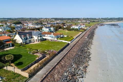 5 bedroom detached house for sale, Belle Hougue Avenue, Grouville