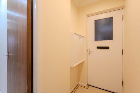 2 bedroom flat for sale, Blenheim Court, Stepps, G33 6EA