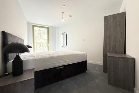 1 bedroom flat for sale, Castle Street, Town Centre, Luton, Bedfordshire, LU1 3GJ