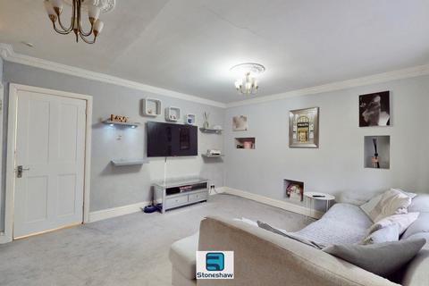 3 bedroom terraced house for sale, Tysea Hill, Stapleford Abbotts, RM4