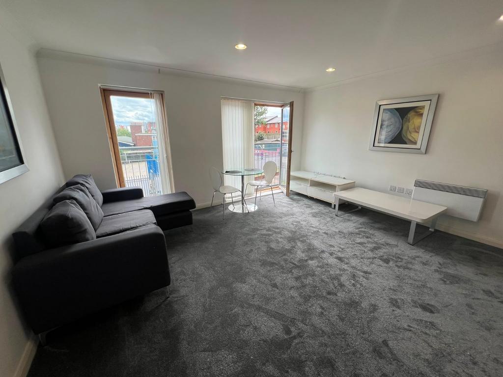 Apartment in Birmingham, Chinese Quarter, Digbeth - View 4