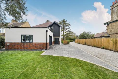 5 bedroom detached house for sale, Norwood lane , Meopham, DA13 0YA
