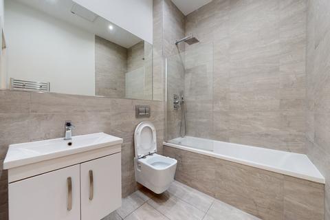 1 bedroom flat to rent, Riverbank Way