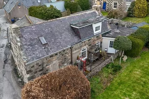 1 bedroom cottage for sale