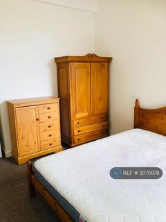 2 bedroom flat to rent, Darleith St, Glasgow, G32