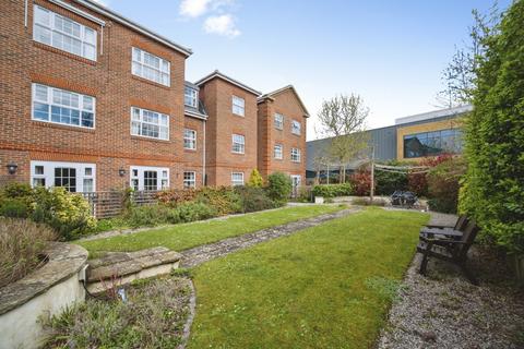undefined, London Road, Camberley, Surrey, GU15