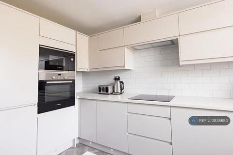 1 bedroom in a house share to rent, Wedgwood Road, Bath, BA2
