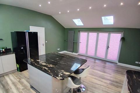 2 bedroom semi-detached bungalow for sale, St. Andrews Road, Bishop Auckland, County Durham, DL14