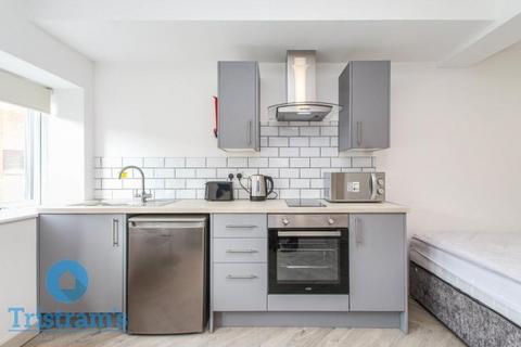 1 bedroom in a house share to rent, Victoria Street