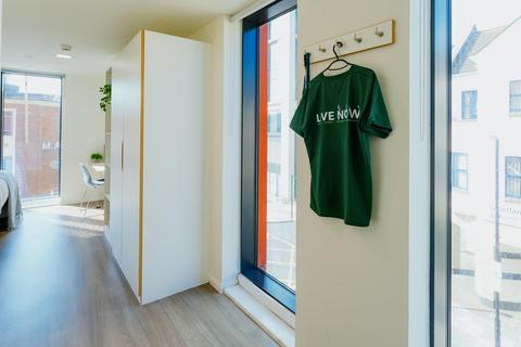 1 bedroom private hall to rent, Bridge Street