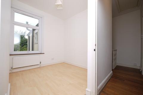 2 bedroom flat to rent, Dersingham Avenue, London, Greater London, E12