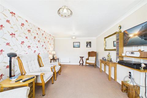 2 bedroom flat for sale, Pond Farm Close, Northampton NN5