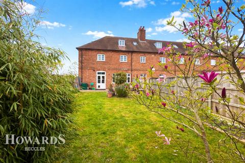 4 bedroom character property for sale, Viewpoint Mews, Shipmeadow, Beccles