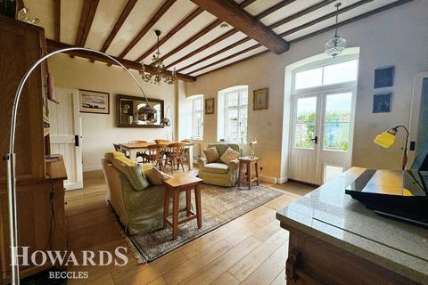4 bedroom character property for sale, Viewpoint Mews, Shipmeadow, Beccles