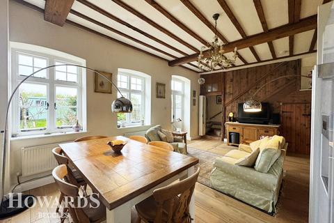 4 bedroom character property for sale, Viewpoint Mews, Shipmeadow, Beccles
