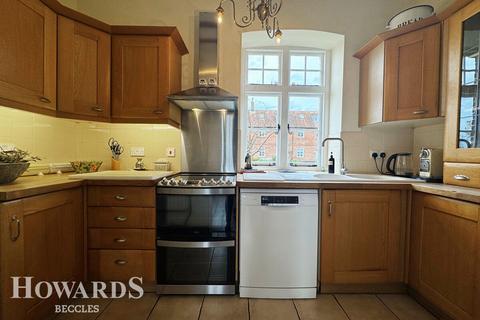 4 bedroom character property for sale, Viewpoint Mews, Shipmeadow, Beccles