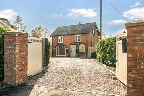 3 bedroom detached house for sale, Buttington, Welshpool, Powys, SY21