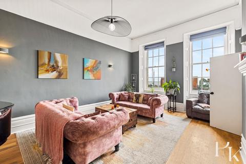 2 bedroom flat for sale, Brunswick Terrace, Hove