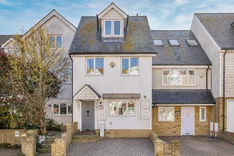 4 bedroom house for sale, Percy Avenue, Broadstairs, Kent, CT10